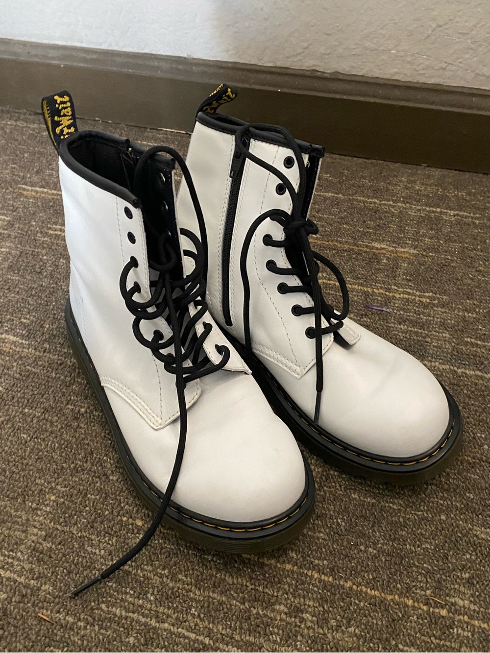 Dr Martens 1460 White Lace-Up Combat Boots Size Men 5 Ladies 6